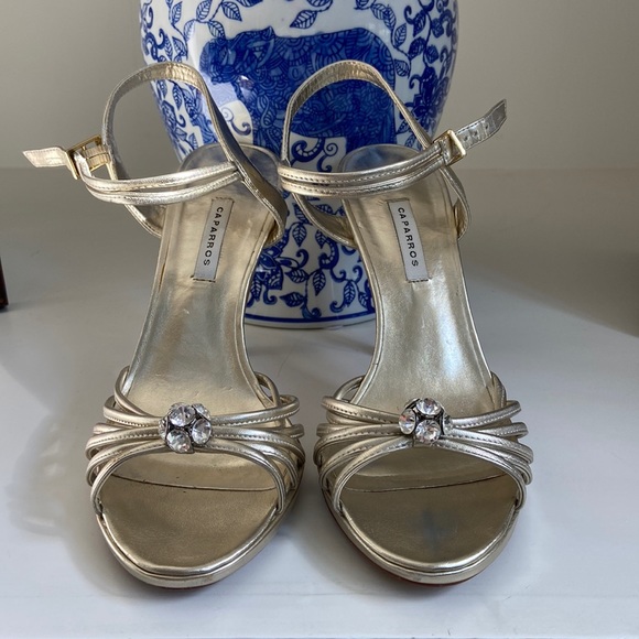 Caparros Shoes - Gold pump
